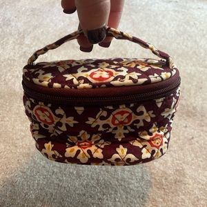 Vera Bradley small round cosmetic bag